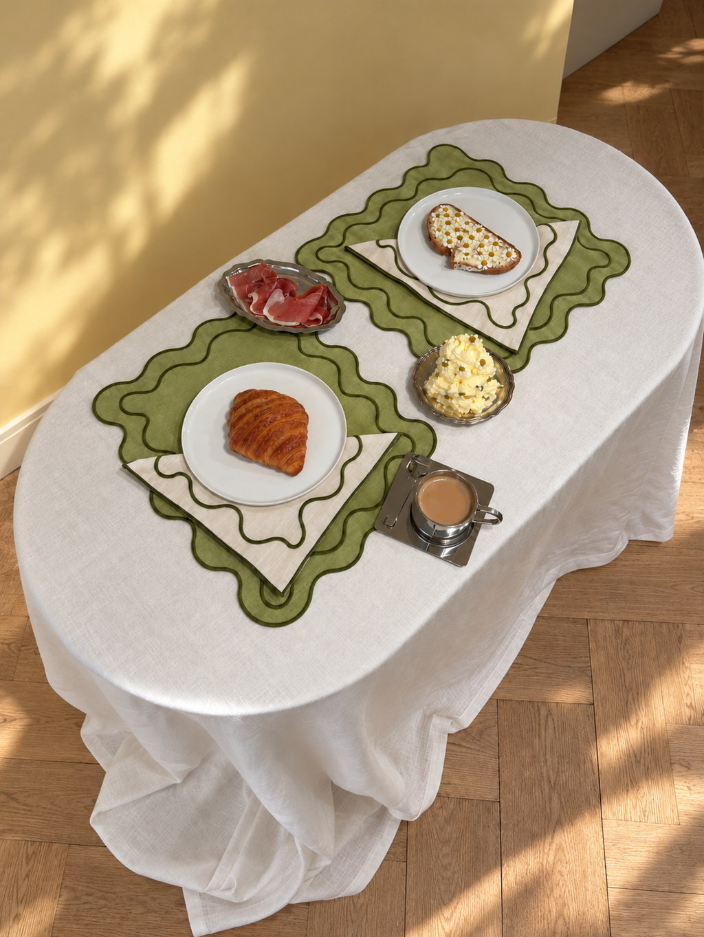 The Ziggy Napkin - Eggshell