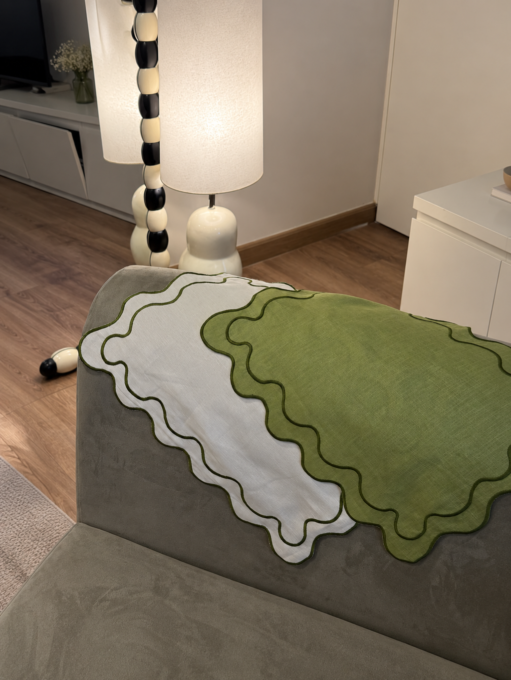 The Ziggy Placemats - Eggshell & Green
